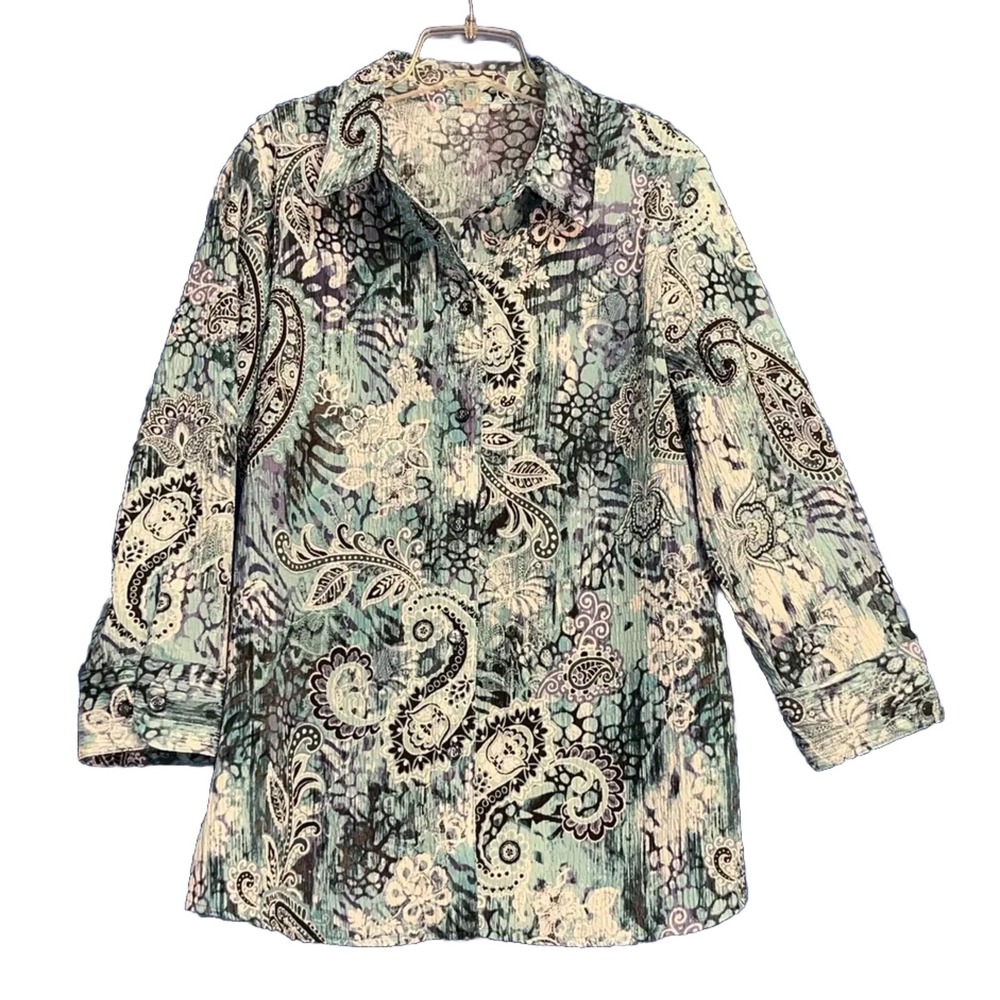 Blue And White Paisley Tunic Top  Med Button Up, 3/4 Sleeve Crinkle No Iron